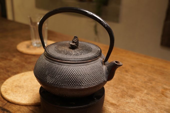 Comment choisir la meilleure théière en fonte Libellule pour une pause thé réussie ?